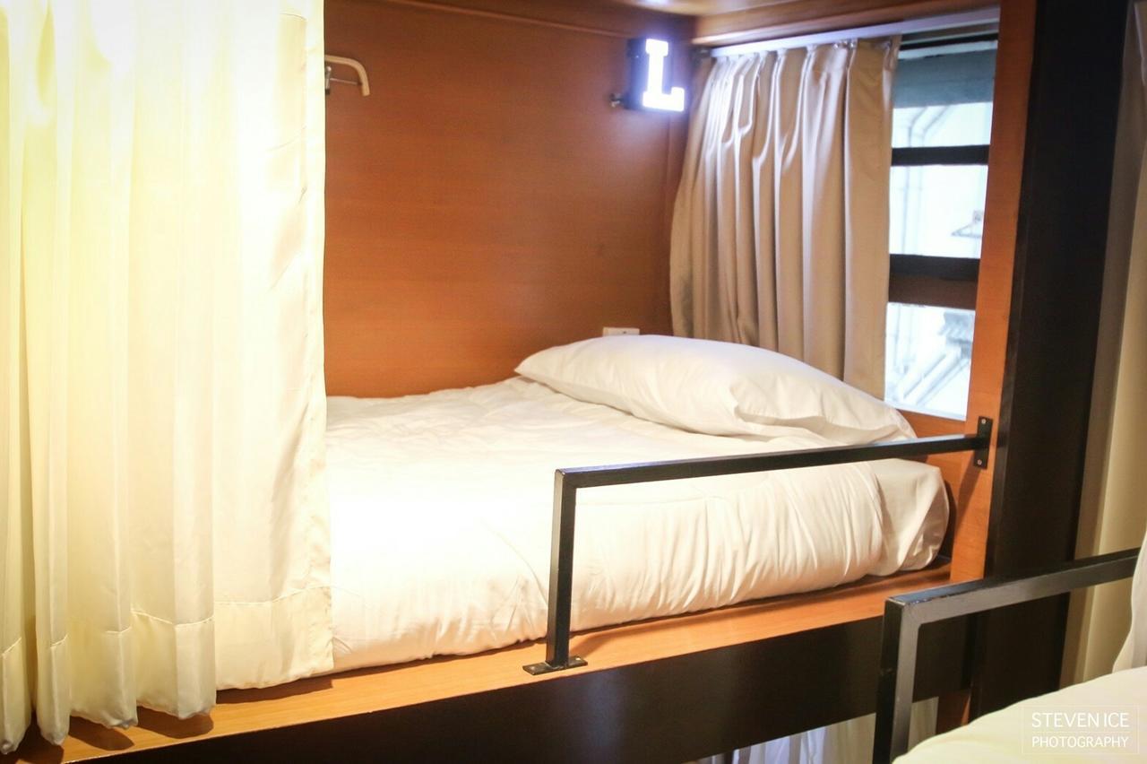 Хостел One Night Zleep At Nimman Чиангмай Экстерьер фото